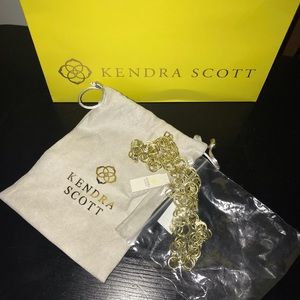 New ✨ Kendra Scott 18” Gold Necklace